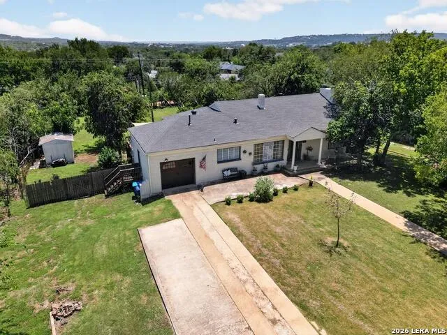 713 Bluebell Rd. Kerrville, TX 78028