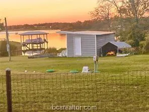 274 Lcr 911 Jewett, TX 75846