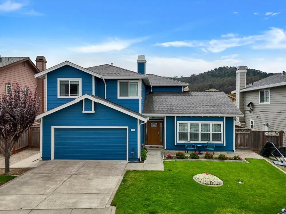 240 Marvilla Circle Pacifica, CA 94044