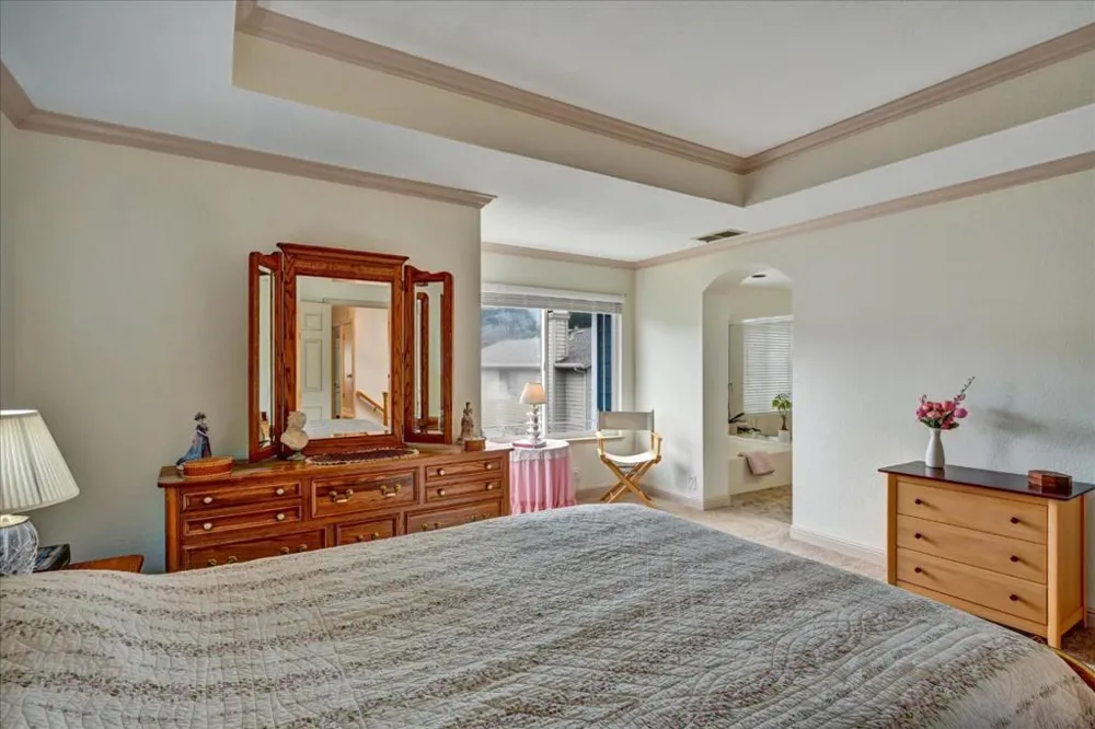 240 Marvilla Circle Pacifica, CA 94044