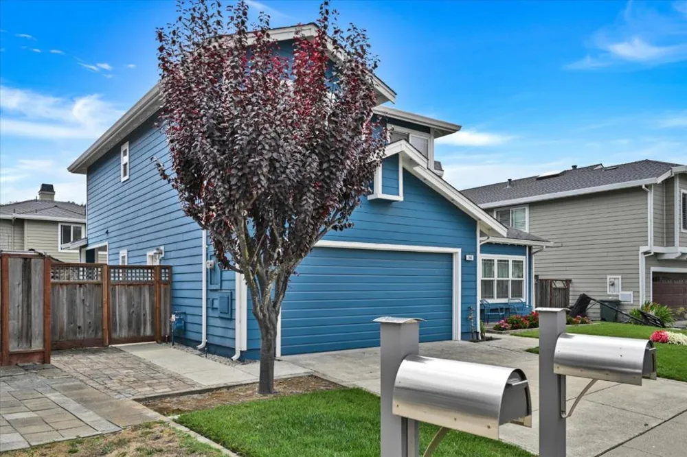 240 Marvilla Circle Pacifica, CA 94044