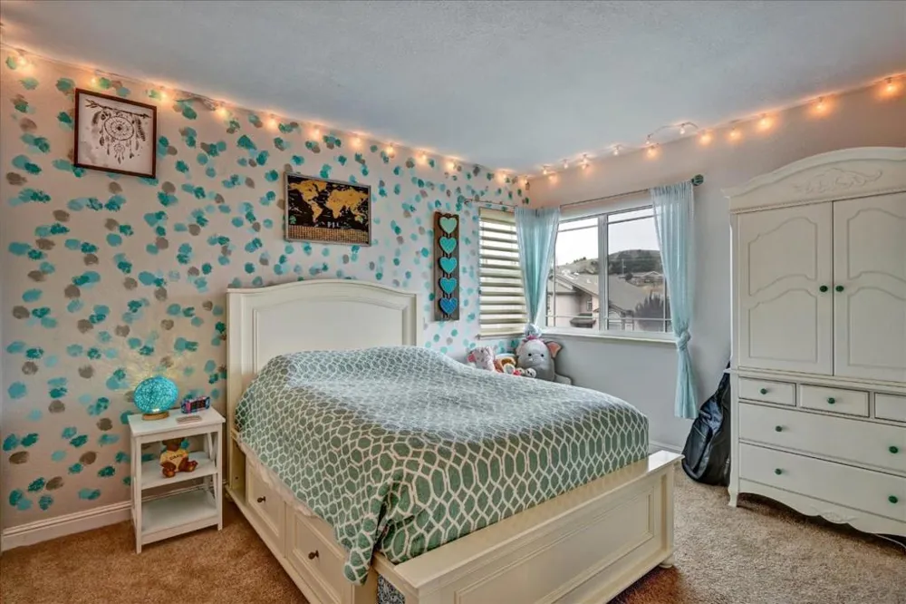 240 Marvilla Circle Pacifica, CA 94044