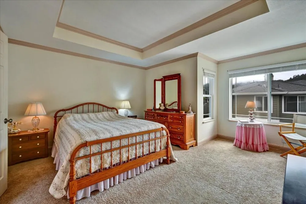 240 Marvilla Circle Pacifica, CA 94044