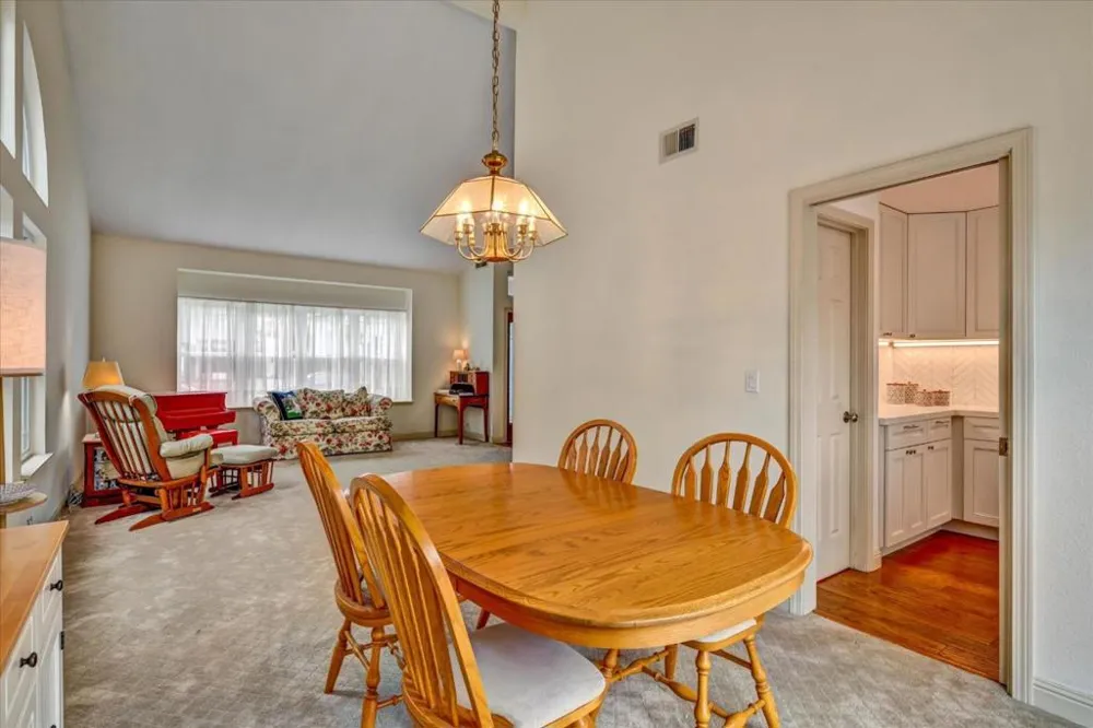 240 Marvilla Circle Pacifica, CA 94044