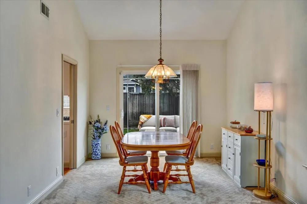 240 Marvilla Circle Pacifica, CA 94044