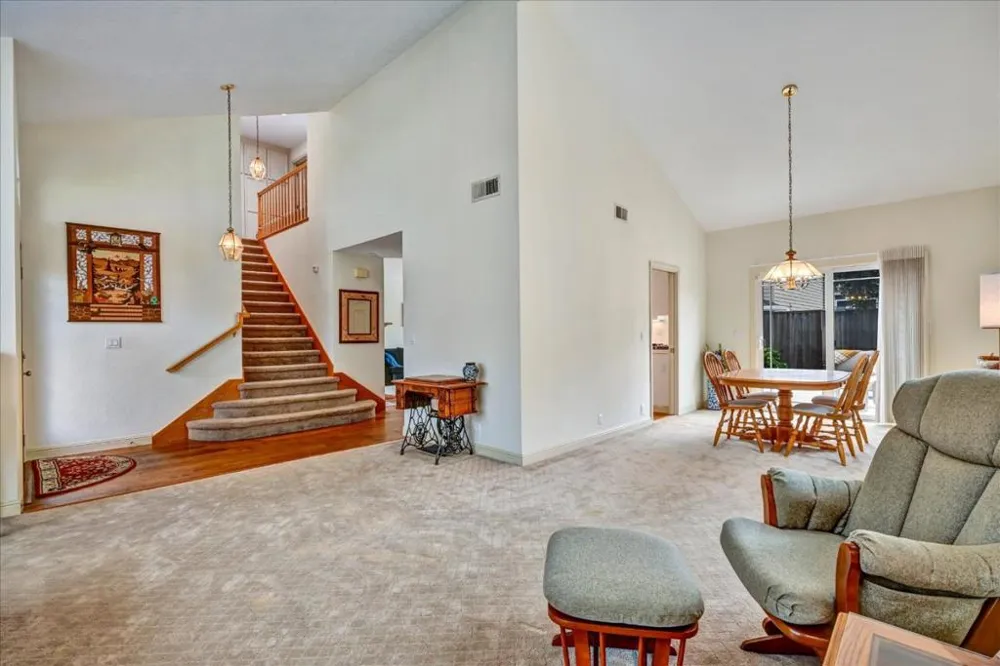 240 Marvilla Circle Pacifica, CA 94044