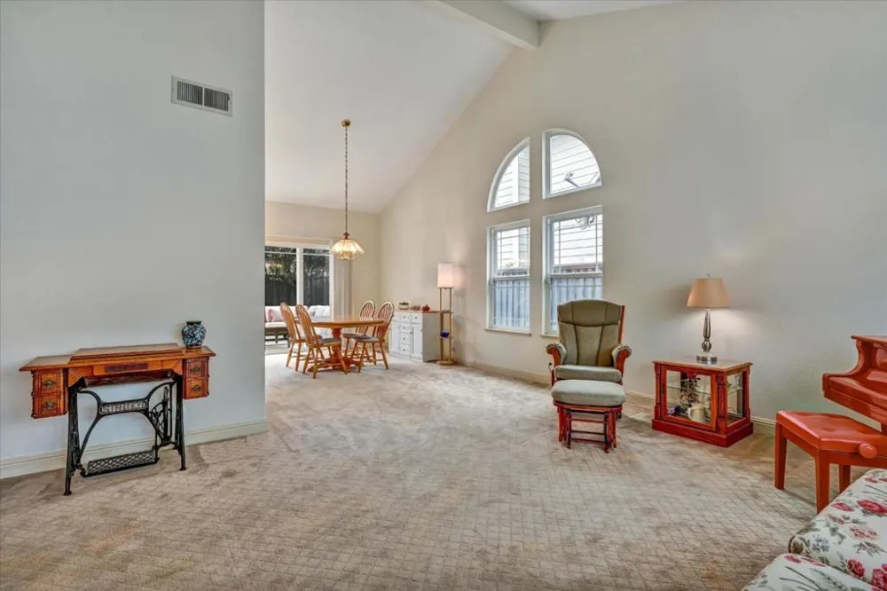 240 Marvilla Circle Pacifica, CA 94044