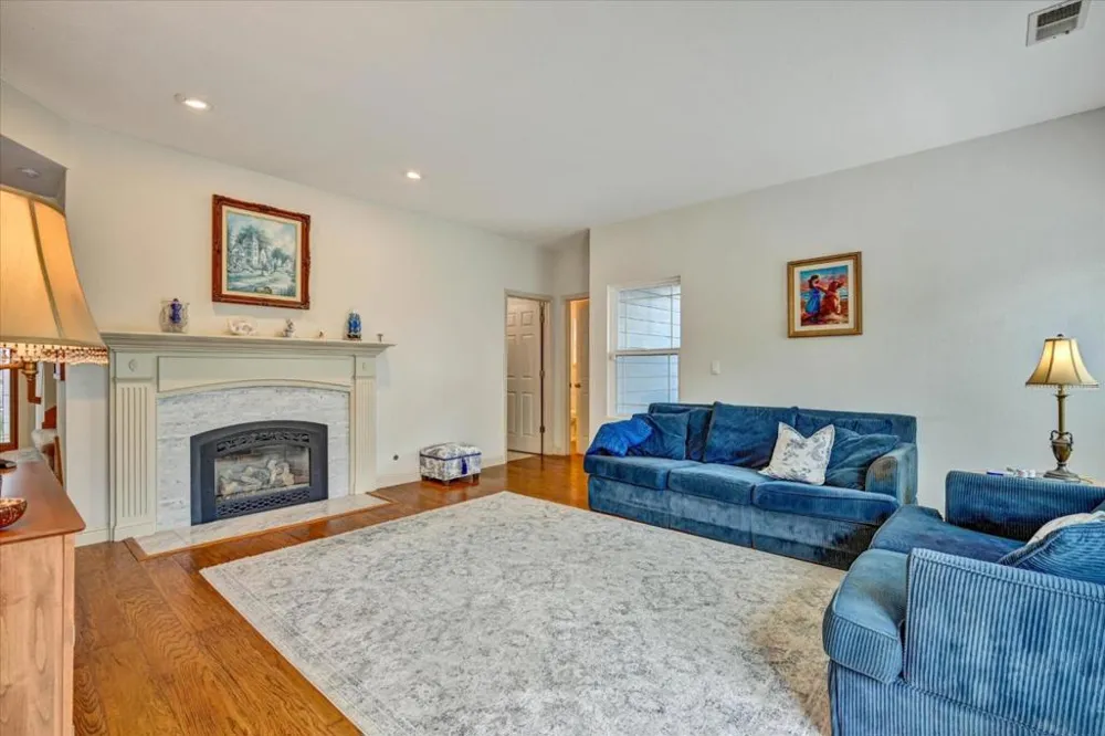 240 Marvilla Circle Pacifica, CA 94044