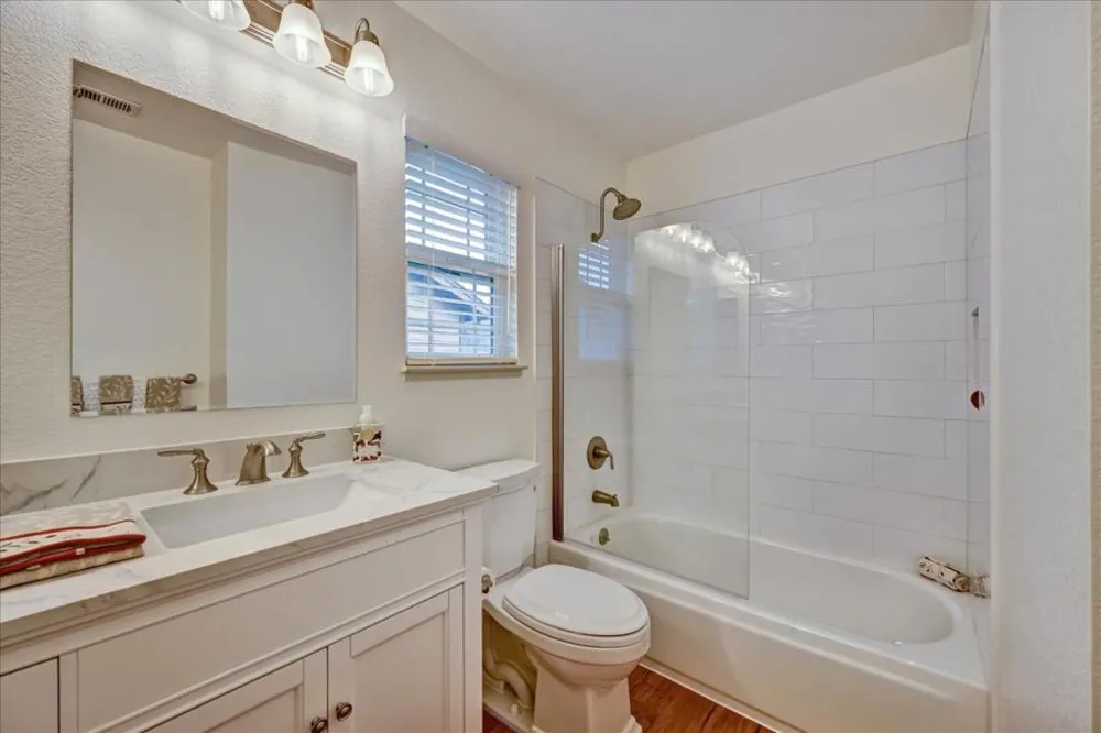 240 Marvilla Circle Pacifica, CA 94044