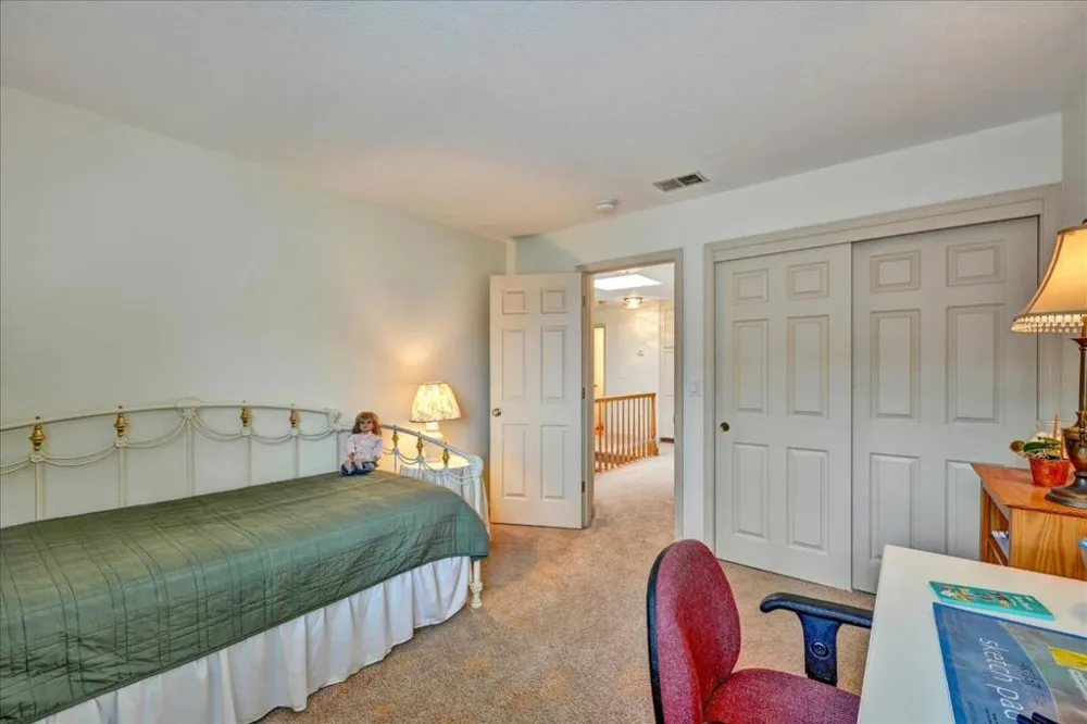 240 Marvilla Circle Pacifica, CA 94044