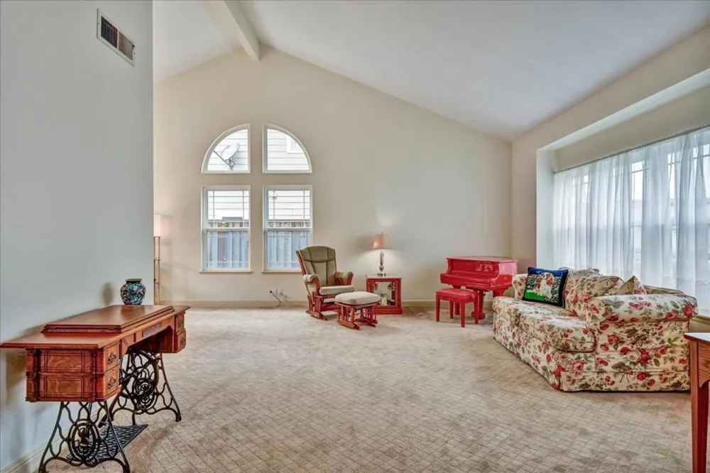 240 Marvilla Circle Pacifica, CA 94044