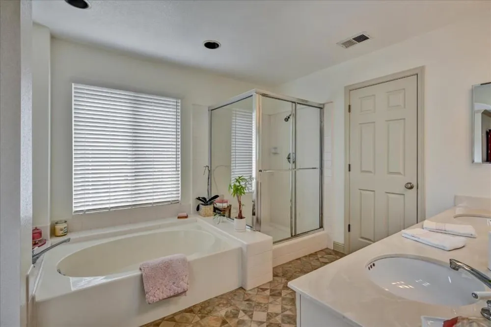 240 Marvilla Circle Pacifica, CA 94044
