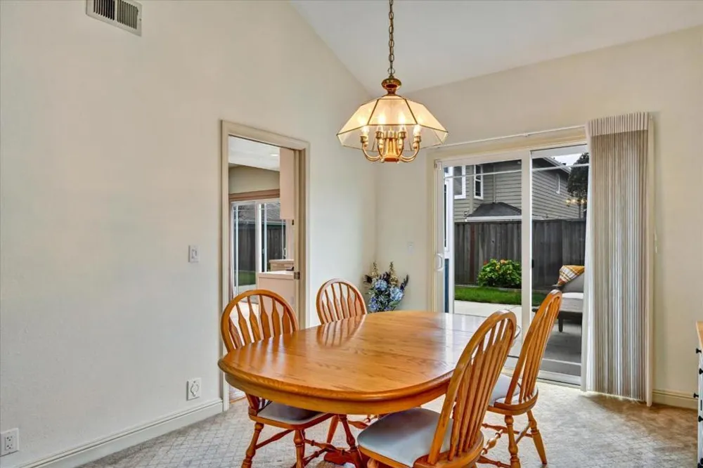 240 Marvilla Circle Pacifica, CA 94044