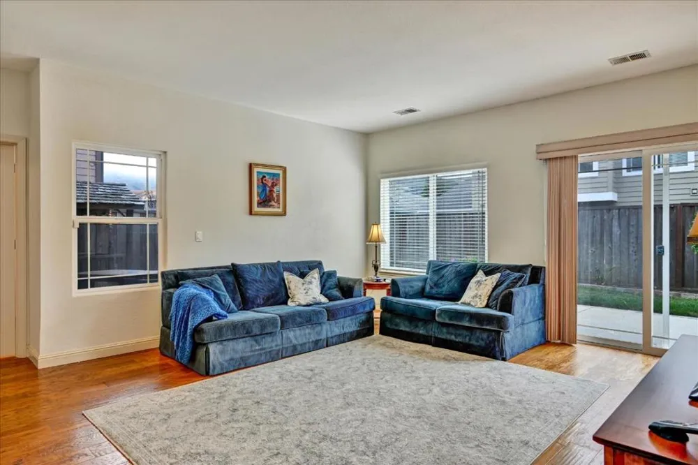 240 Marvilla Circle Pacifica, CA 94044