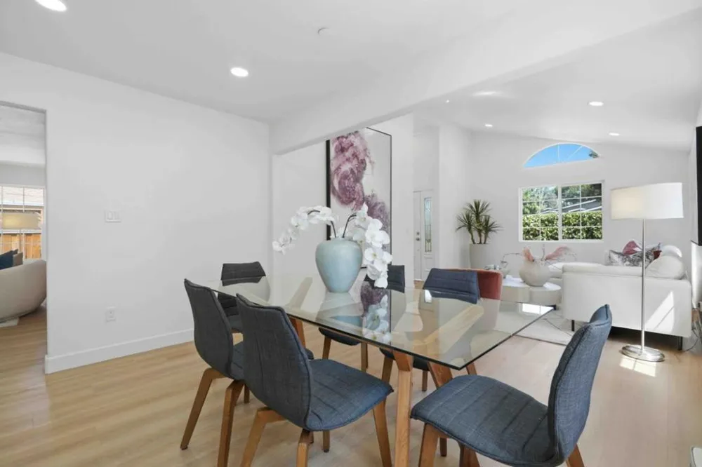537 7th Avenue Menlo Park, CA 94025