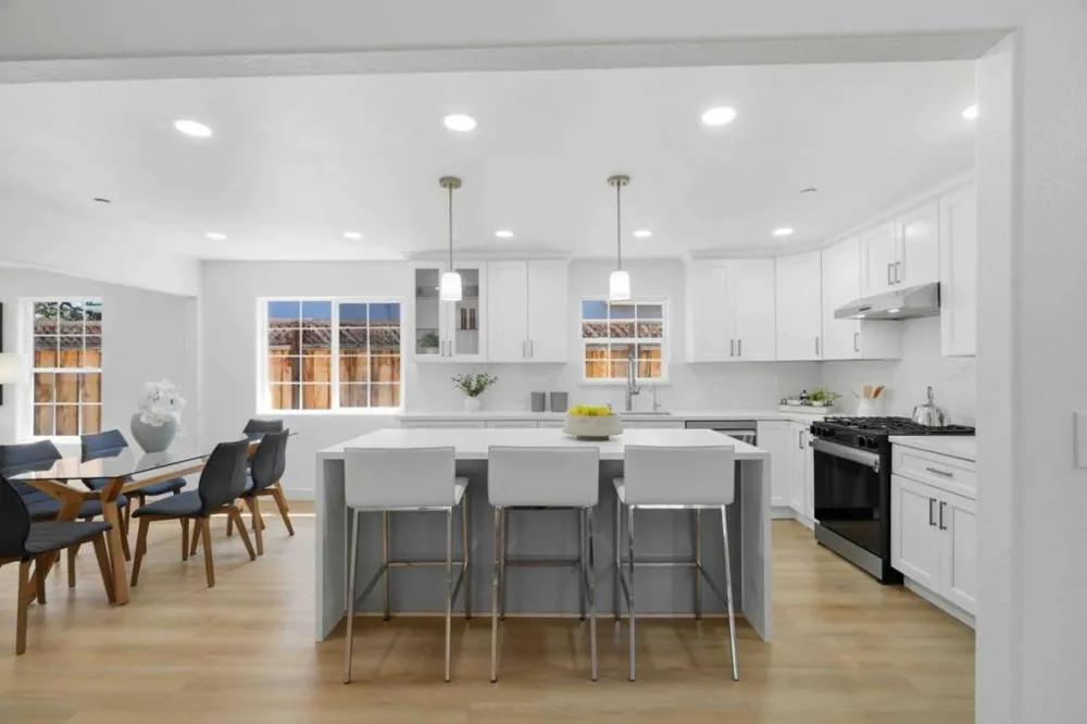 537 7th Avenue Menlo Park, CA 94025