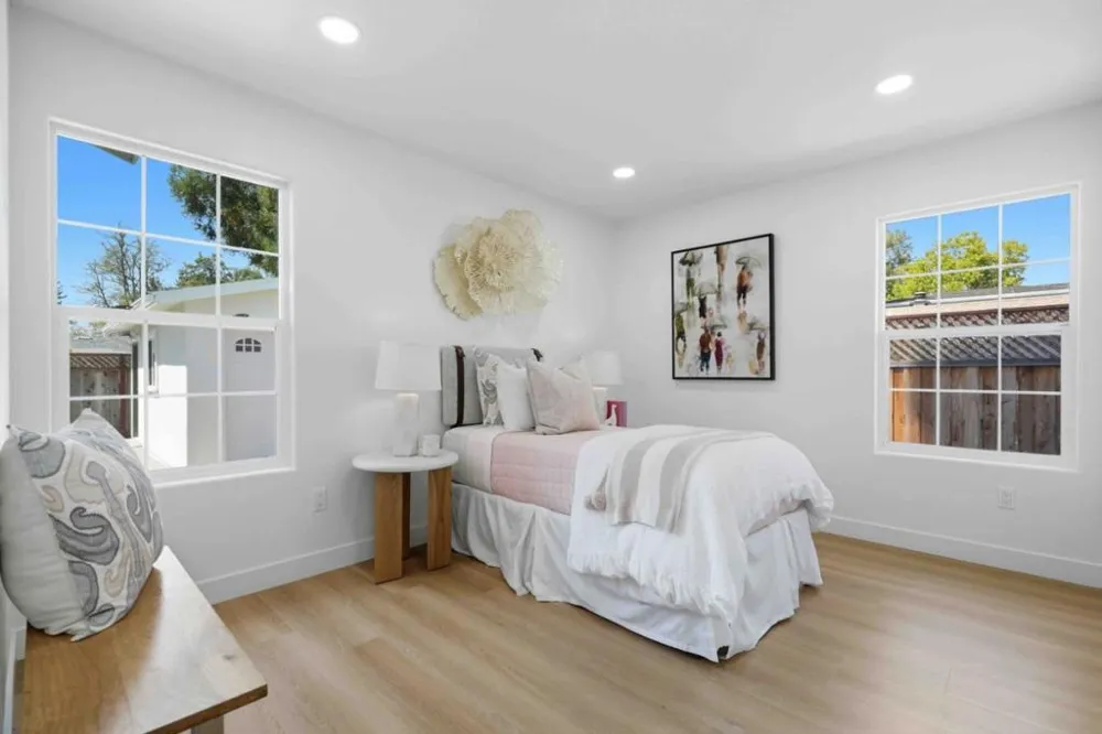 537 7th Avenue Menlo Park, CA 94025