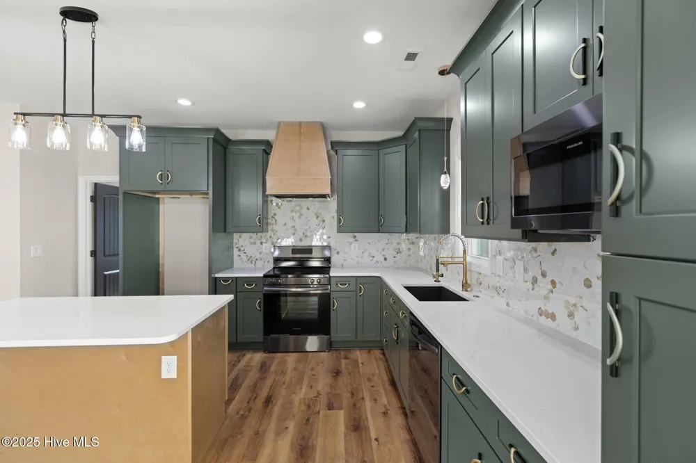 409 Wade Drive Richlands, NC 28574