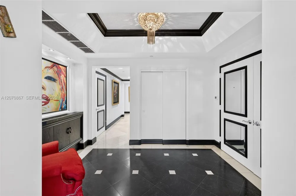 21050 Point Pl #403 Aventura, FL 33180