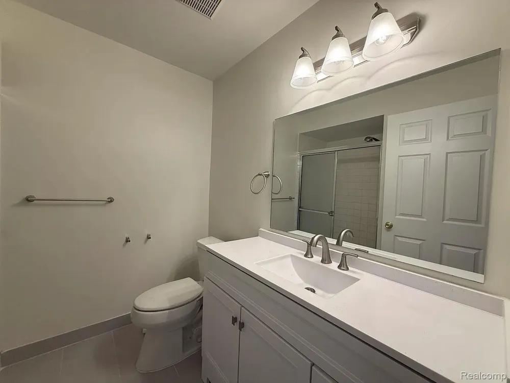 44837 Marigold Drive Sterling Heights City, MI 48314