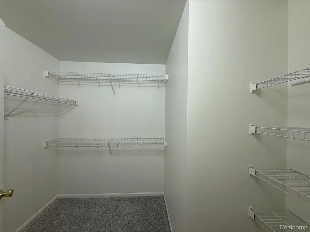 44837 Marigold Drive Sterling Heights City, MI 48314