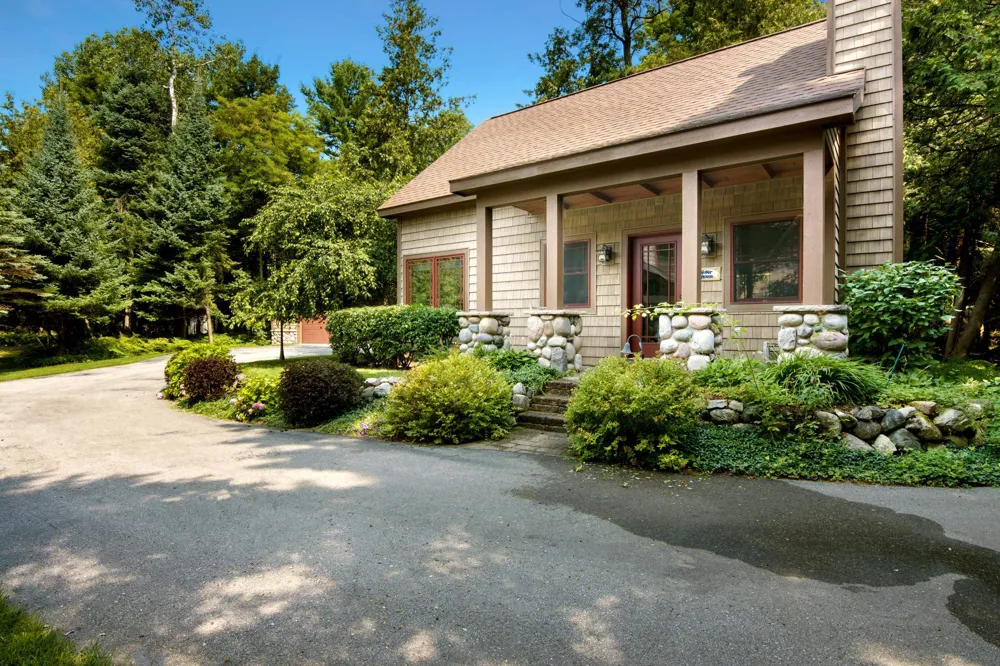 3463 NE Torch Lake Drive Central Lake Township, MI 49622