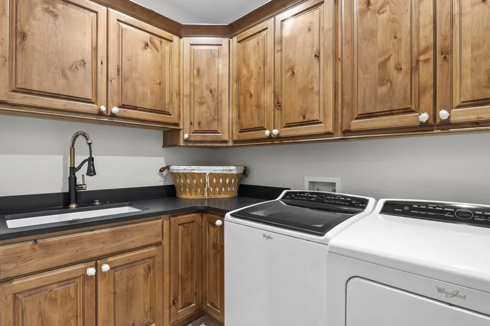 3463 NE Torch Lake Drive Central Lake Township, MI 49622