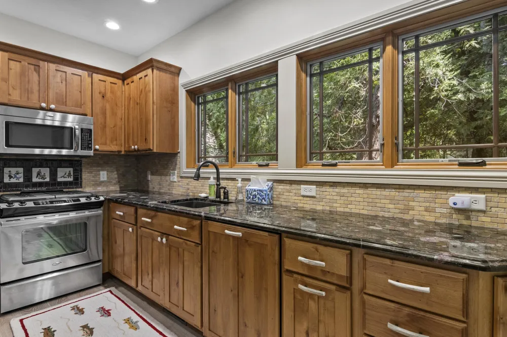 3463 NE Torch Lake Drive Central Lake Township, MI 49622