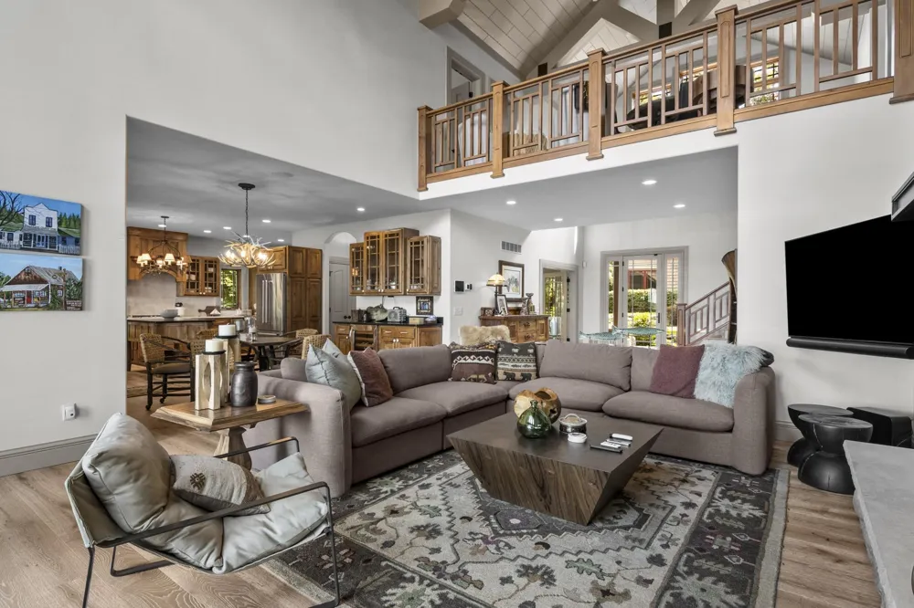 3463 NE Torch Lake Drive Central Lake Township, MI 49622