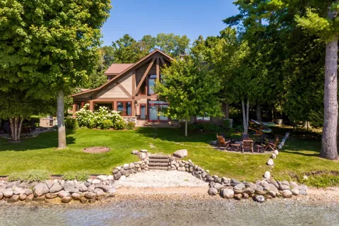 3463 NE Torch Lake Drive