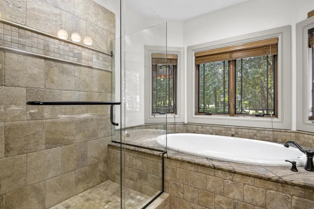 3463 NE Torch Lake Drive Central Lake Township, MI 49622