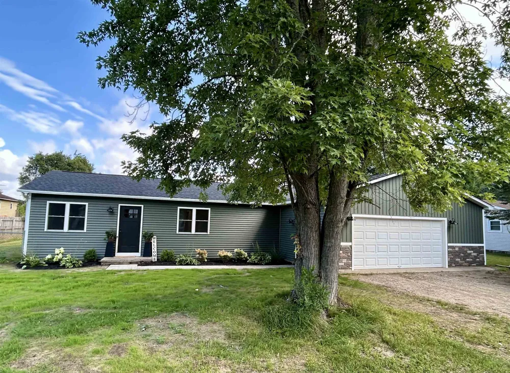 4358 S Manor Wood Drive Blair Township, MI 49685