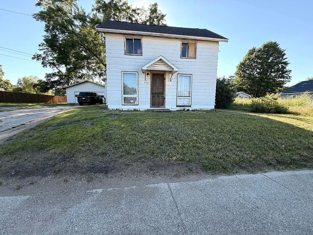 612 S Michigan Avenue Manton City, MI 49663