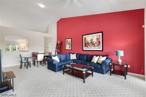 Seagrove Street #207