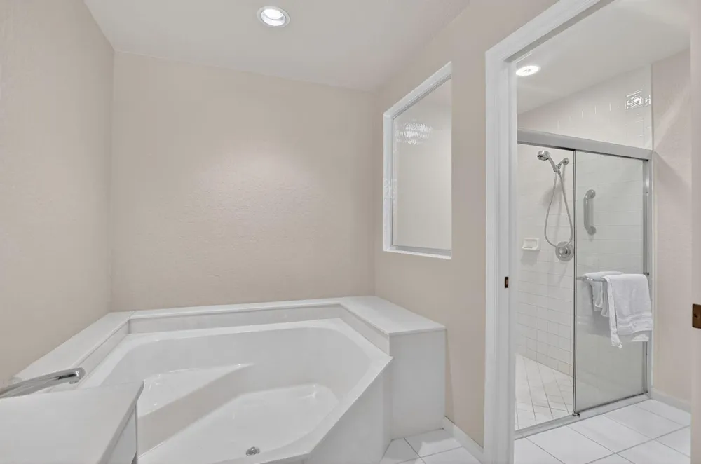 6301 NW 25th Way Boca Raton, FL 33496