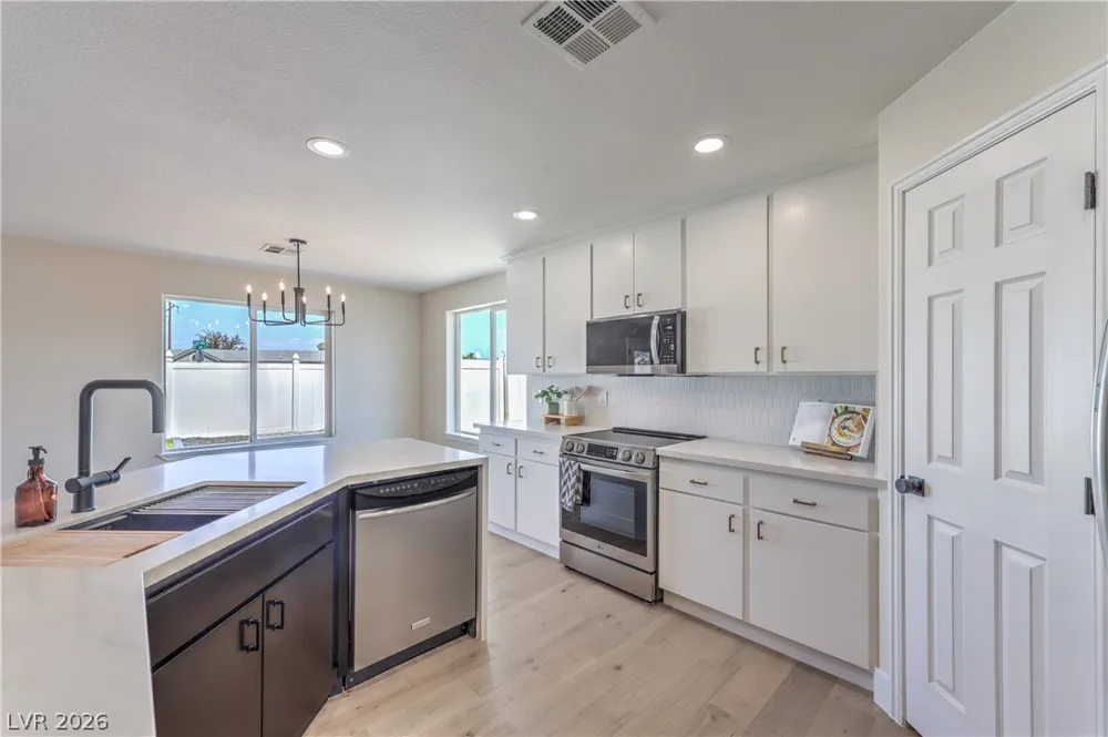 478 Hank Circle Overton, NV 89040