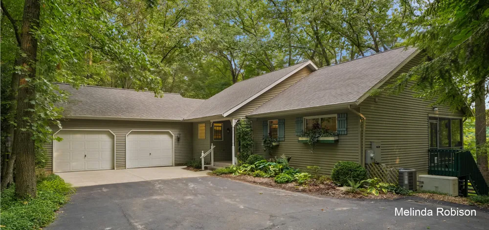 11020 Crawford Lake Trail Oakfield Township, MI 49319