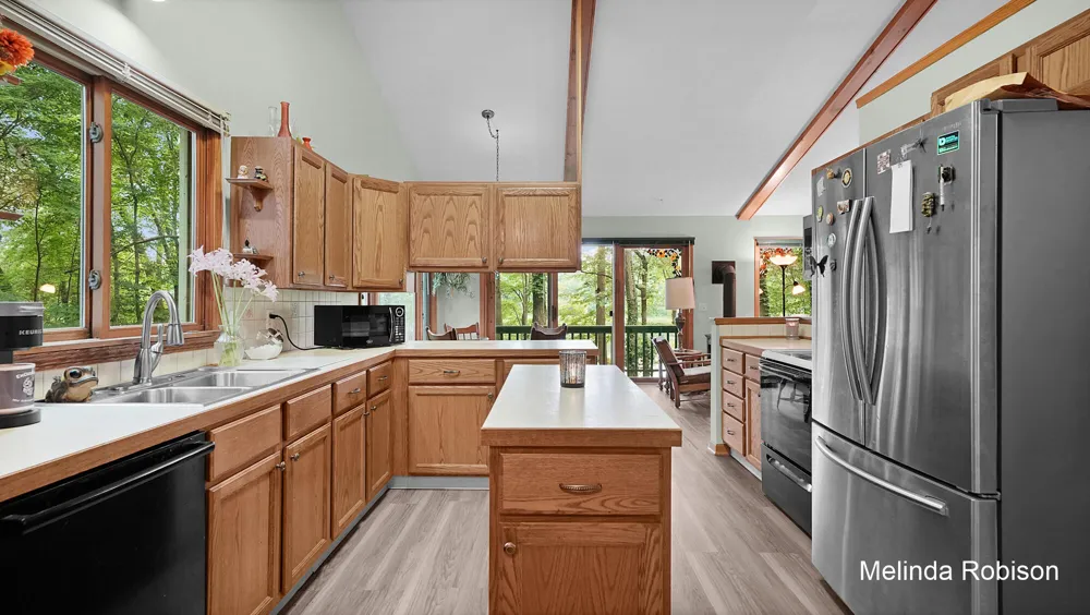 11020 Crawford Lake Trail Oakfield Township, MI 49319