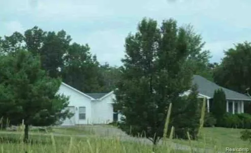 3889 Dexter Trail Stockbridge Township, MI 49285
