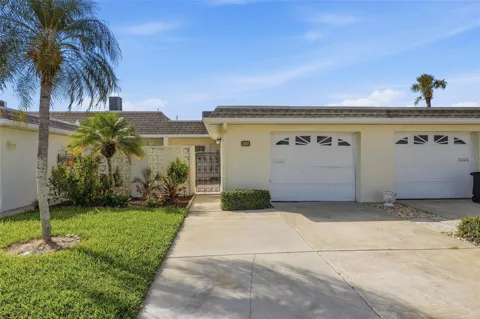 280 BOCA CIEGA POINT BOULEVARD S