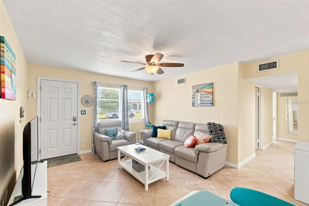 414 FLUSHING AVENUE Daytona Beach, FL 32118