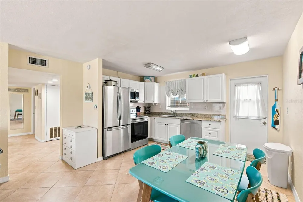 414 FLUSHING AVENUE Daytona Beach, FL 32118
