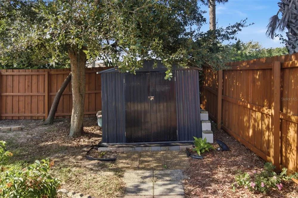 414 FLUSHING AVENUE Daytona Beach, FL 32118