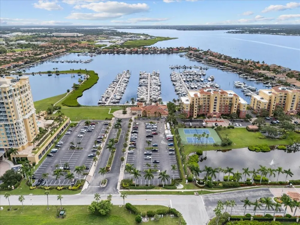 102 RIVIERA DUNES WAY #S-97 Palmetto, FL 34221