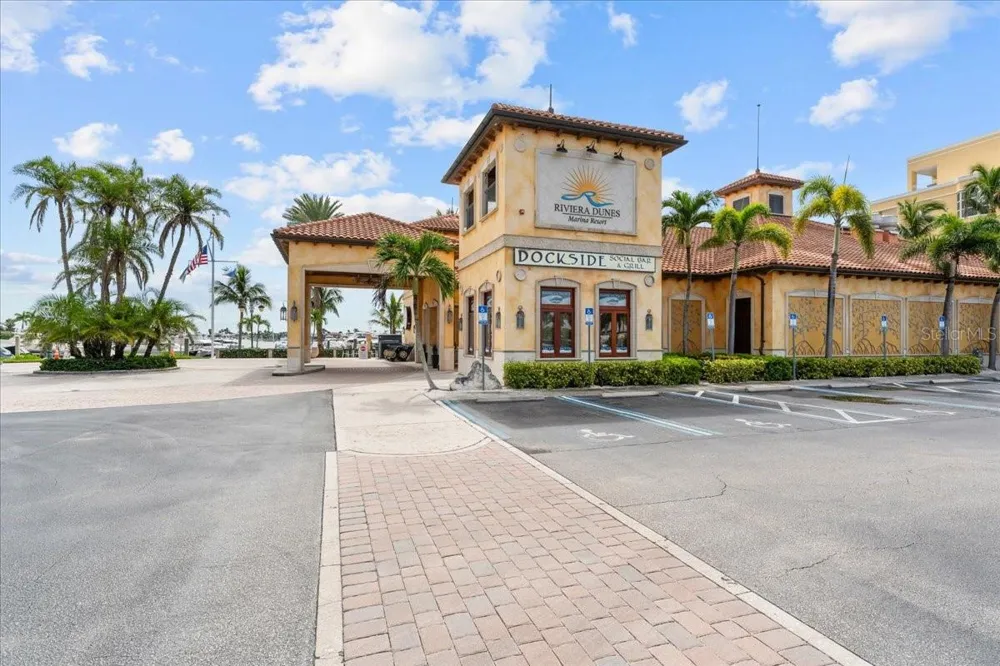 102 RIVIERA DUNES WAY #S-97 Palmetto, FL 34221