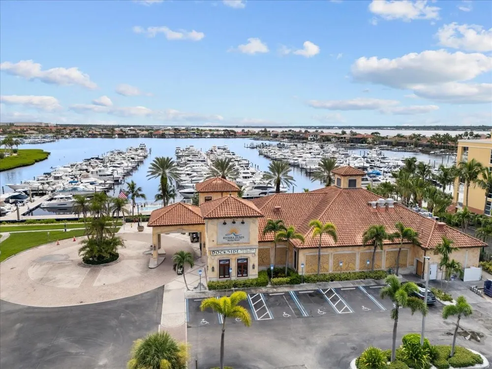 102 RIVIERA DUNES WAY #S-97 Palmetto, FL 34221