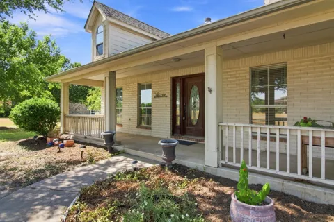 215 Courtnees Way