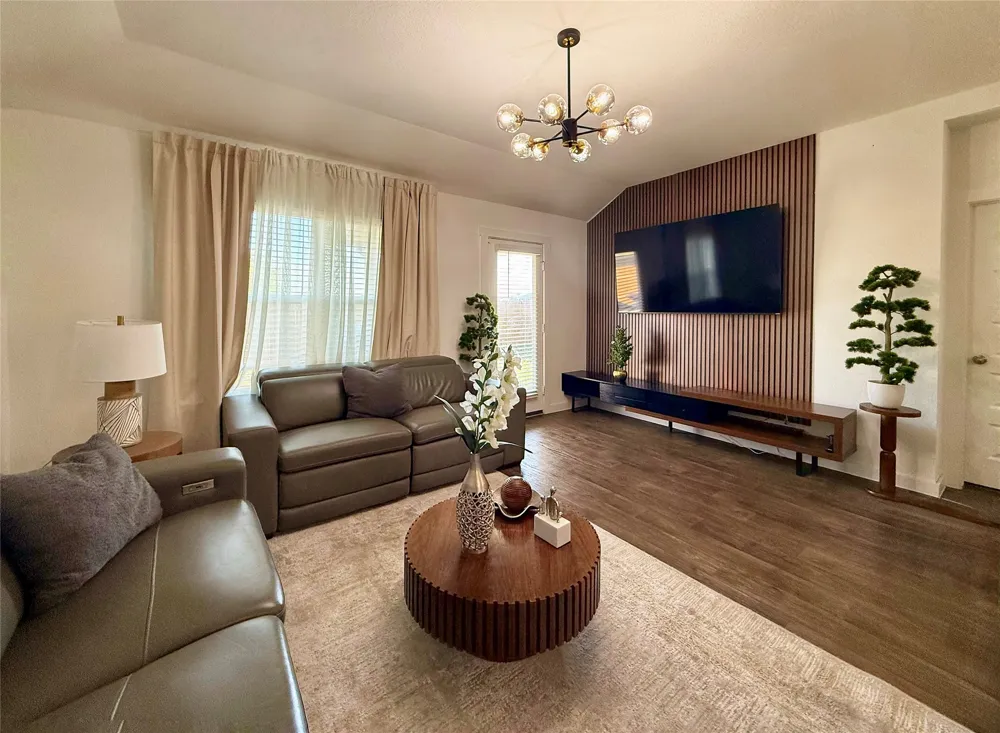 202 Canadian River Trail Hutto, TX 78634