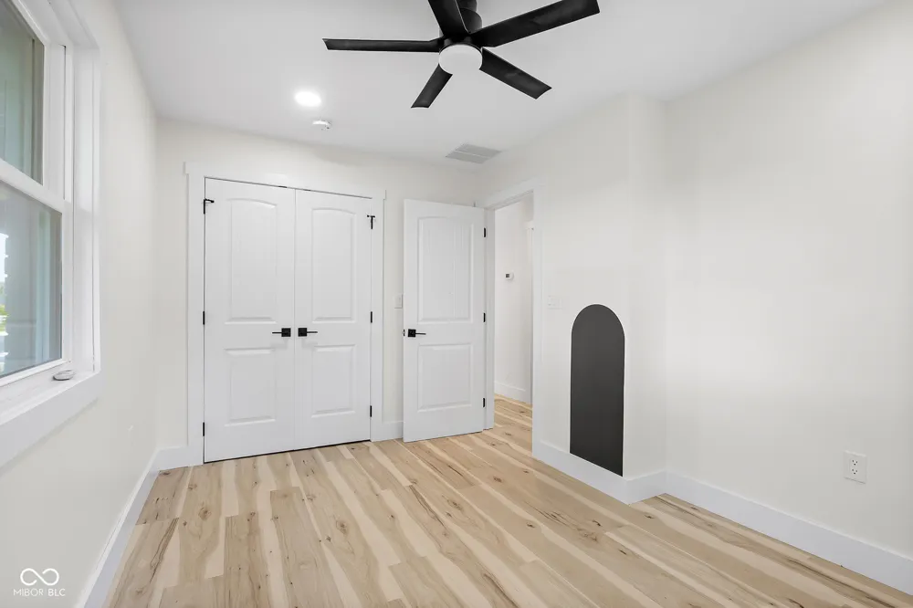 9070 W 450 S Columbus, IN 47201