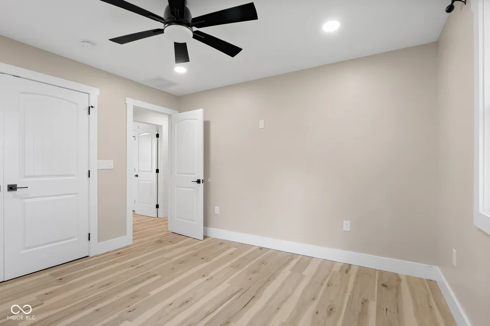 9070 W 450 S Columbus, IN 47201